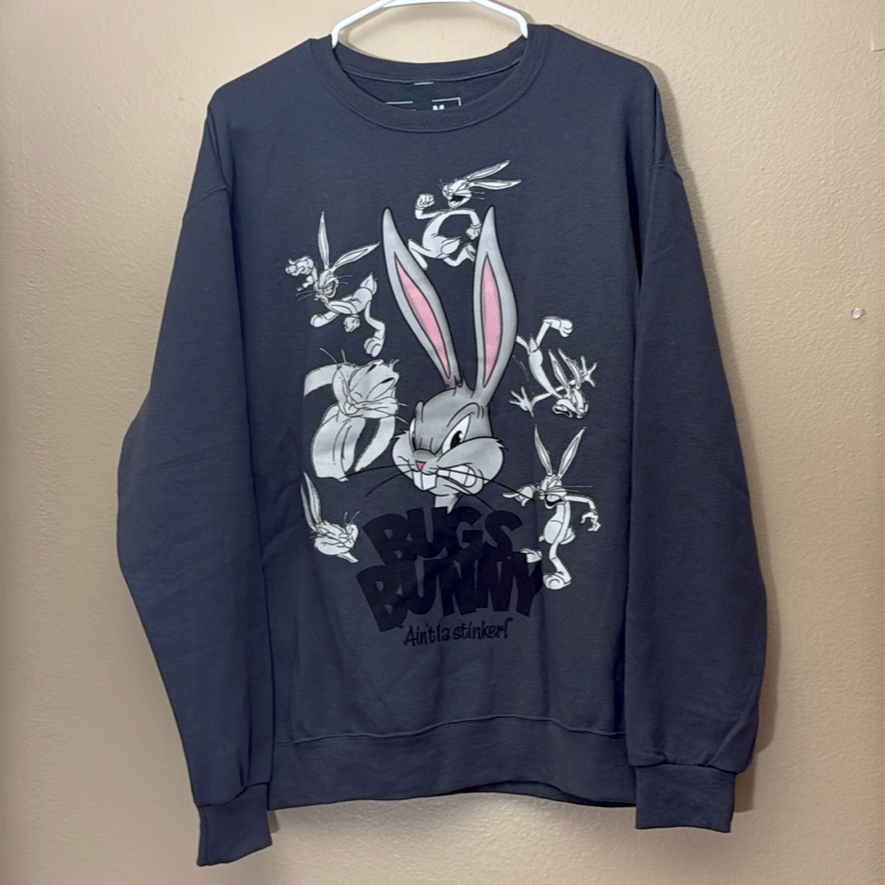 NEW! CVLA - BUGS BUNNY CREWNECK SWEATSHIRT - M